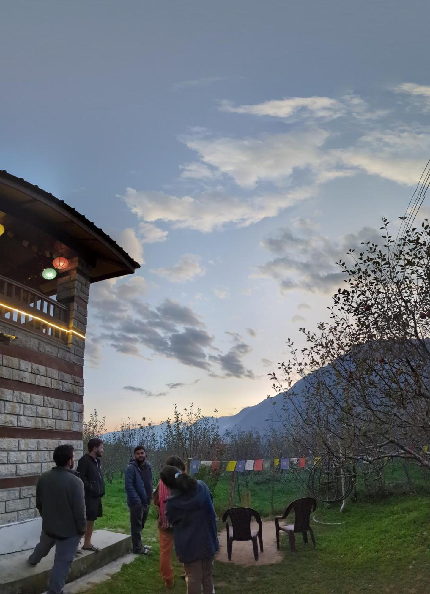 The Hideout - Hiraeth Hostel Manāli Exterior foto